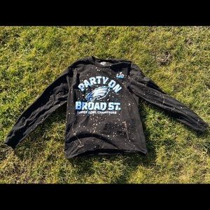 ✨2 for $50✨ Bleached Philadelphia Eagles T-Shirt